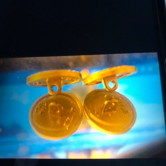 Black and Gold Speckle Chanel button set of 2 - Picture 3 of 3